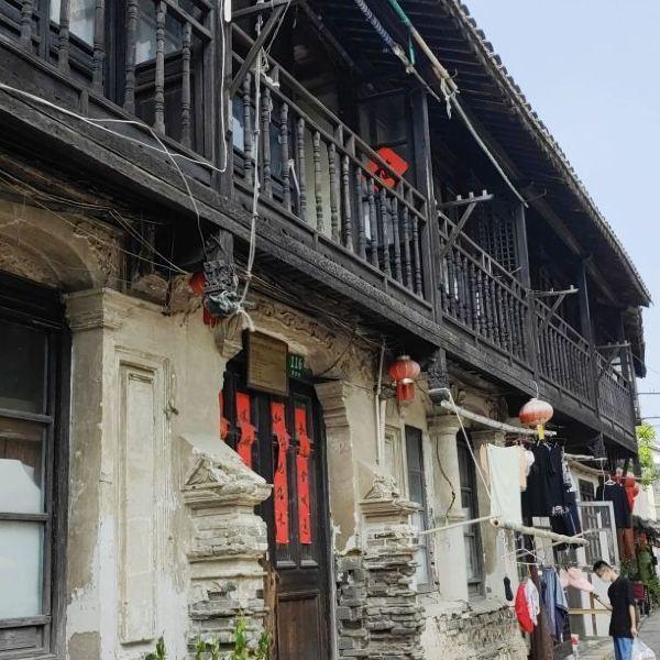 寻找游泳套件